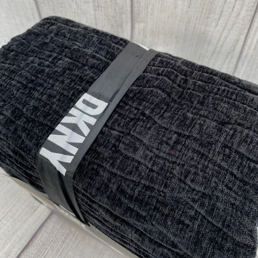 DKNY Luxe Velvet Duvet Cover Set Full/Queen Black Textured Bedding Contemporary